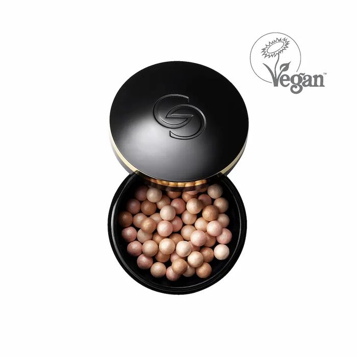 Pérolas Bronzing com Sérum Giordani Gold

Pérolas Bronzin