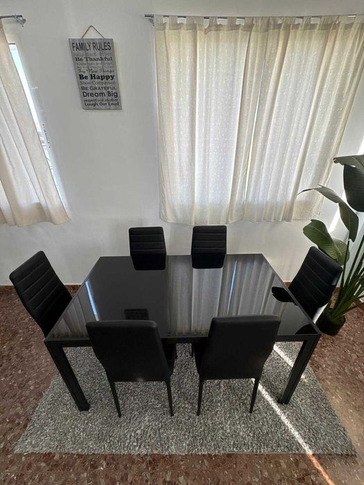 Mesa de jantar preto com 6 cadeiras - entrega gratuita!