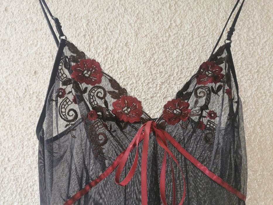 Seksowna koszulka że stringami