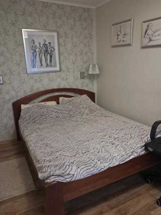 Продам 3 комнатную квартиру на Баварии