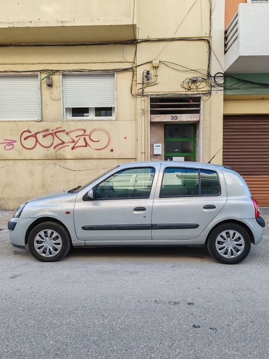 Renault Clio 2001