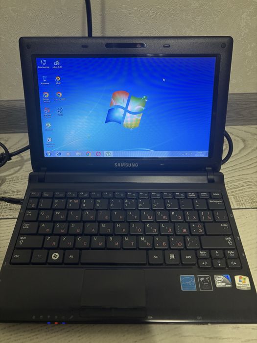 Нетбук Samsung N145 plus