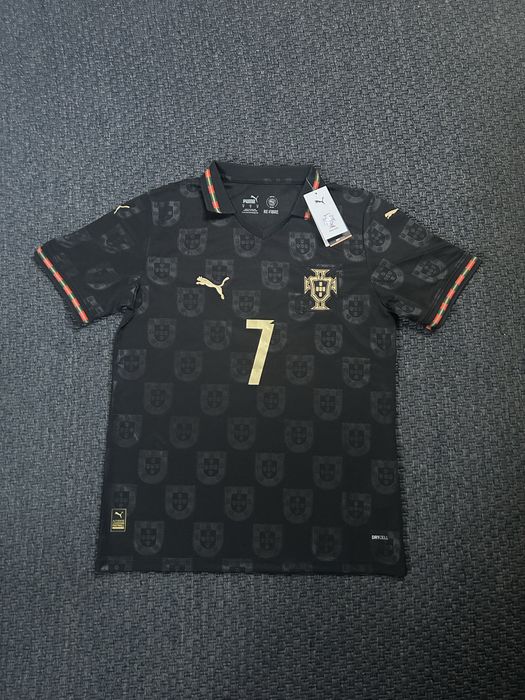 Camisola Ronaldo Portugal versão Eusébio