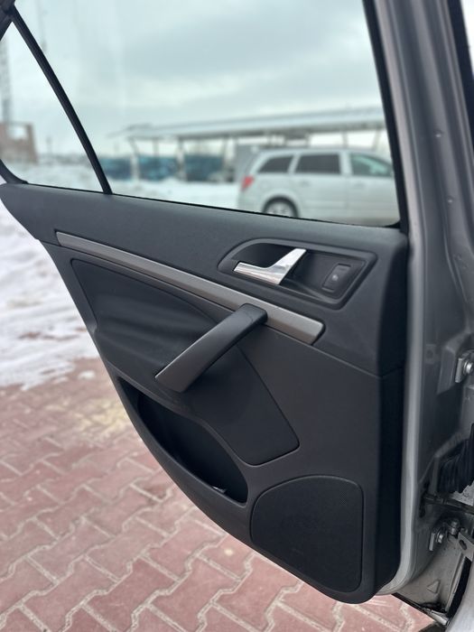 Продам шкода а5 2006р 2.0 диз автомат НЕРОЗМИТНЕНА