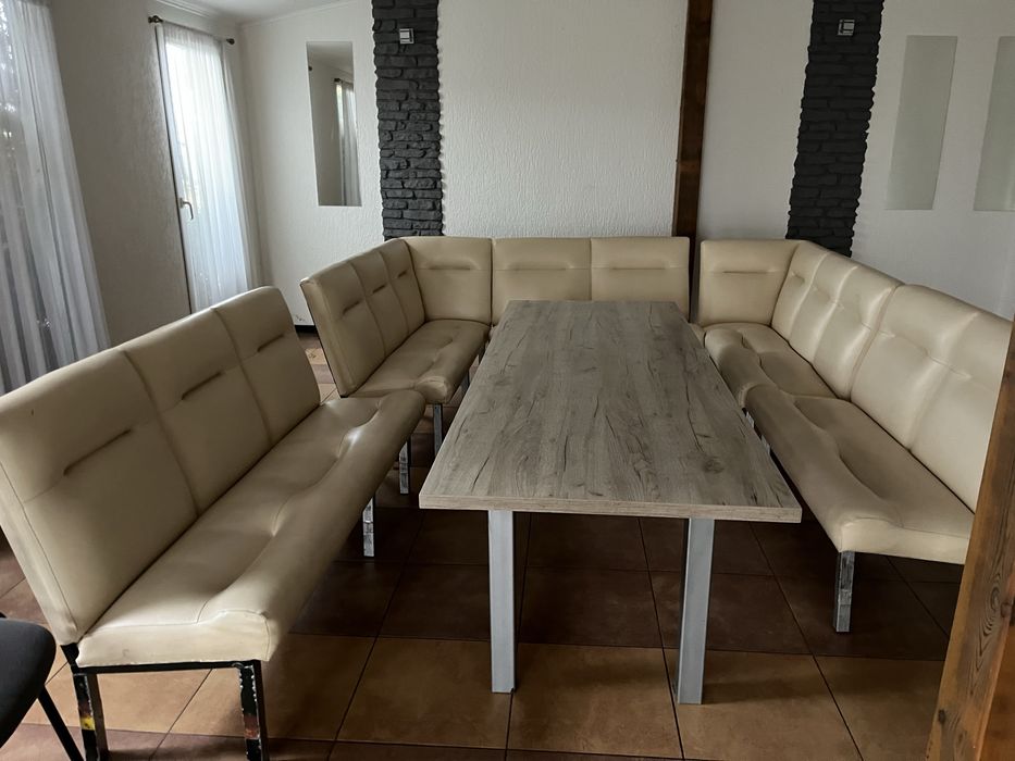 Zestaw kanap 750 zl.