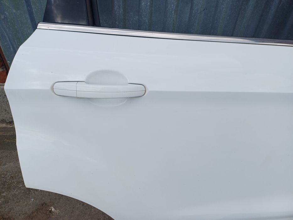 Drzwi prawy przód i tył do Forda Kuga MK 2 kolor 5D