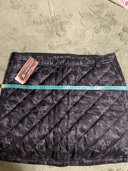 Тепла спідниця