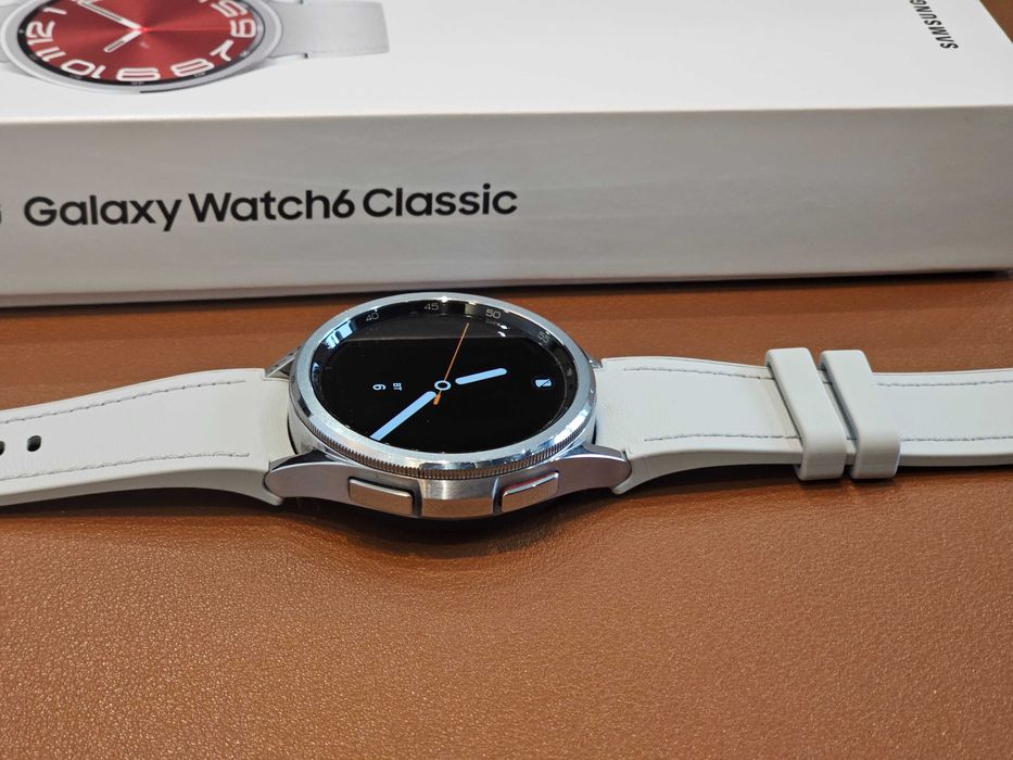 Galaxy Watch 6 Classic 43 мм ідеал стан + бонус