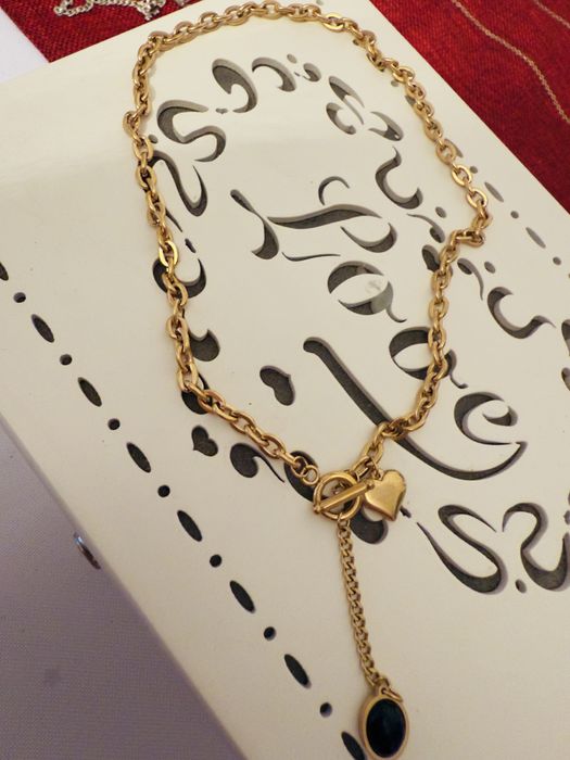 Piękny pozłacany choker