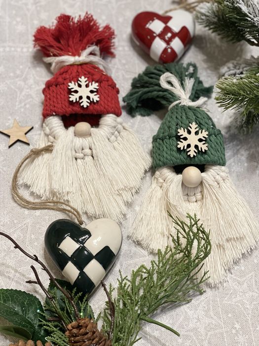 Новорічні Іграшки , макраме