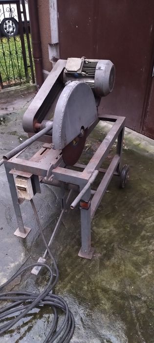Piła do cięcia metalu i drewna