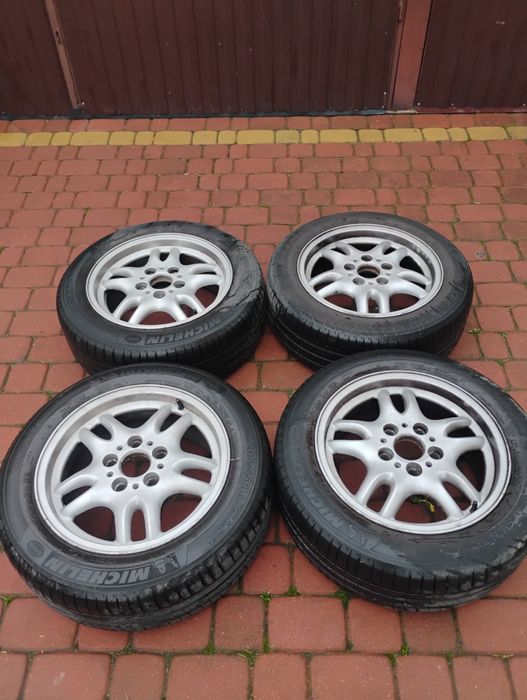 4x Felgi aluminiowe 16 cali BMW  5x120x72,5 ET48