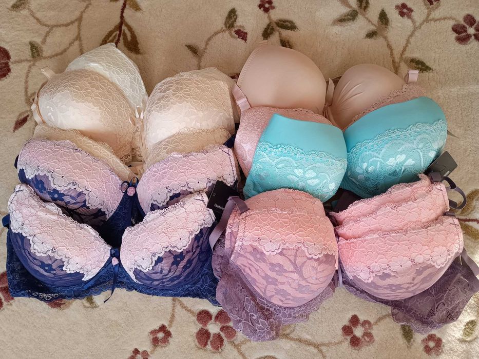 Biustonosze piękne 90C (11 szt.) - LIKWIDACJA #07