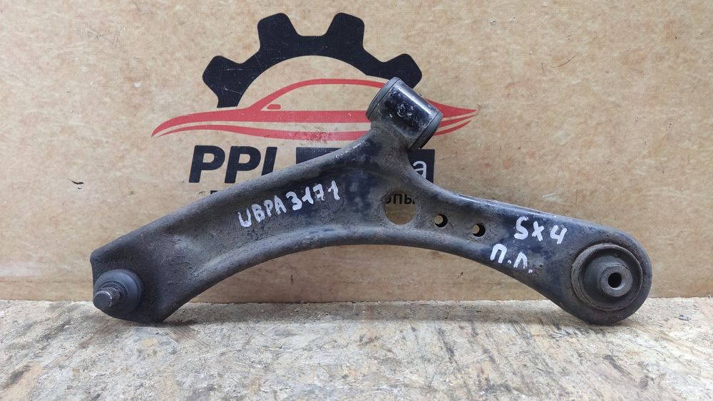 Suzuki SX4 2006-2013 Рычаг левый передний