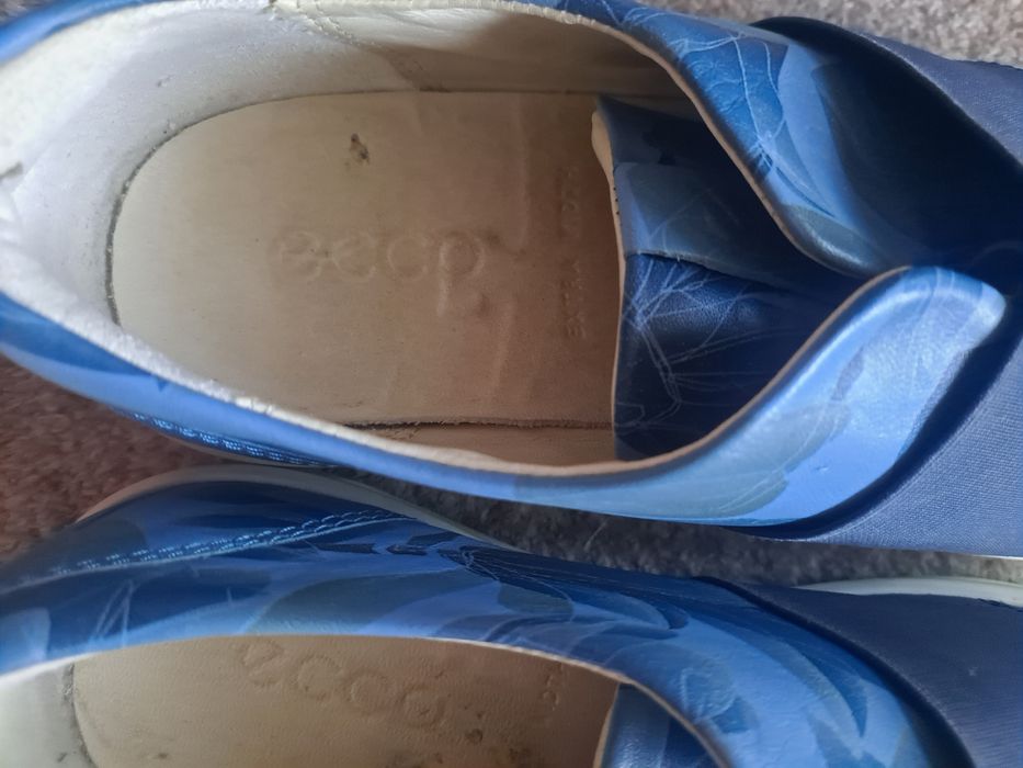 Ecco buty rozmiar 38