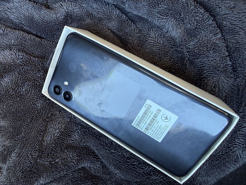 Телефон Samsung Galaxy A04