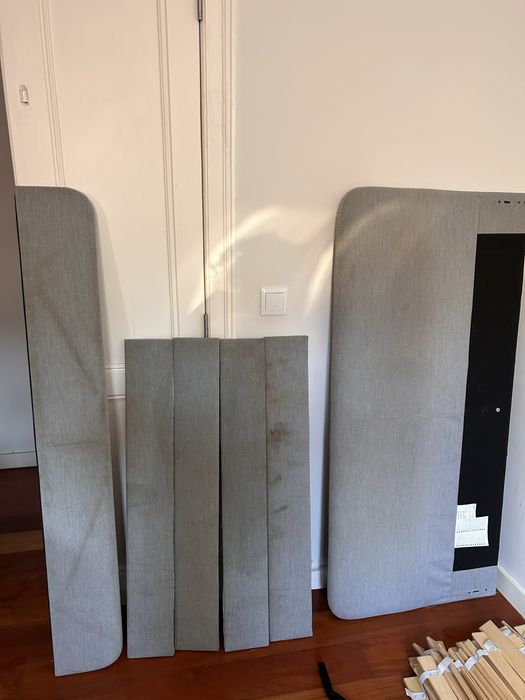 Cama IKEA desmontada usada