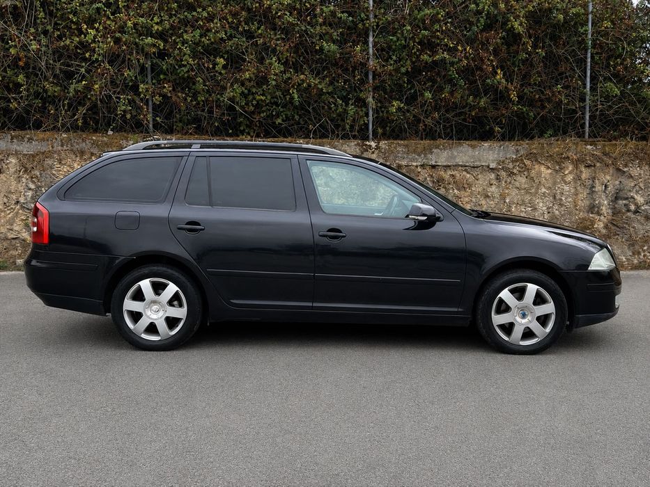 Skoda Octavia Break 1.9 TDI DSG Elegance Nacional