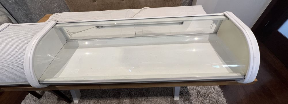 Vitrine refrigerafora de balcão