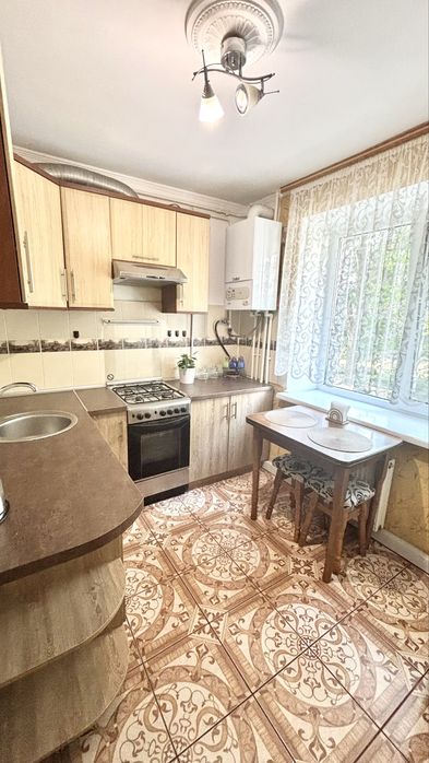 Подобово. 2-квартира в центрі. Р-н Собору