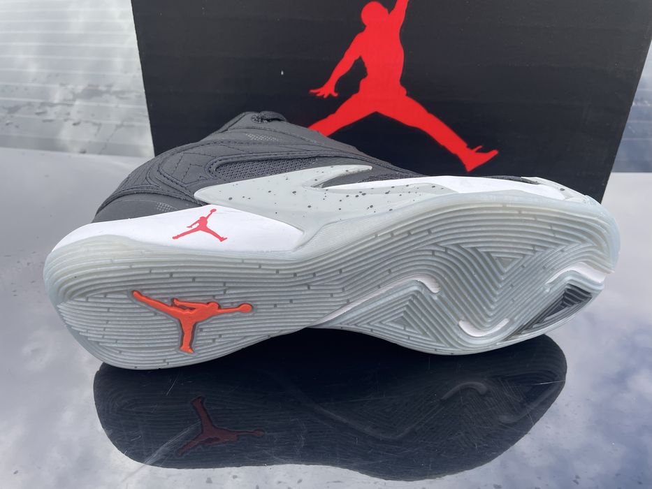 Баскетбол Jordan Luka 2 BRED 41-45 в наявності.