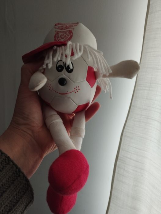Boneco do Benfica muito fofo com ventosa