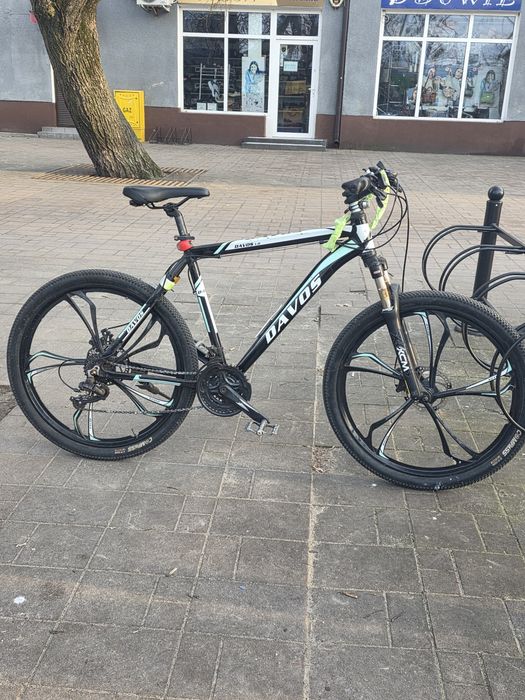 Sprzedam  Rower DAVOS   kola 26
