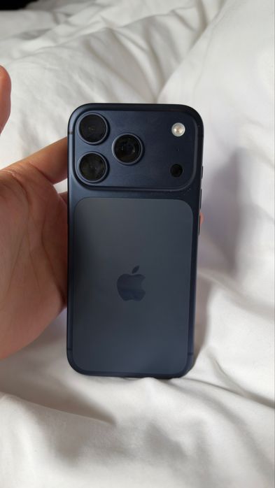 Iphone 17 pro azul