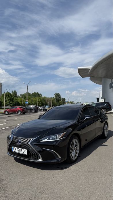 Lexus es 300h 2021