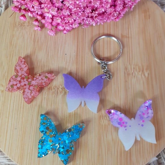 Vendo peças de resina