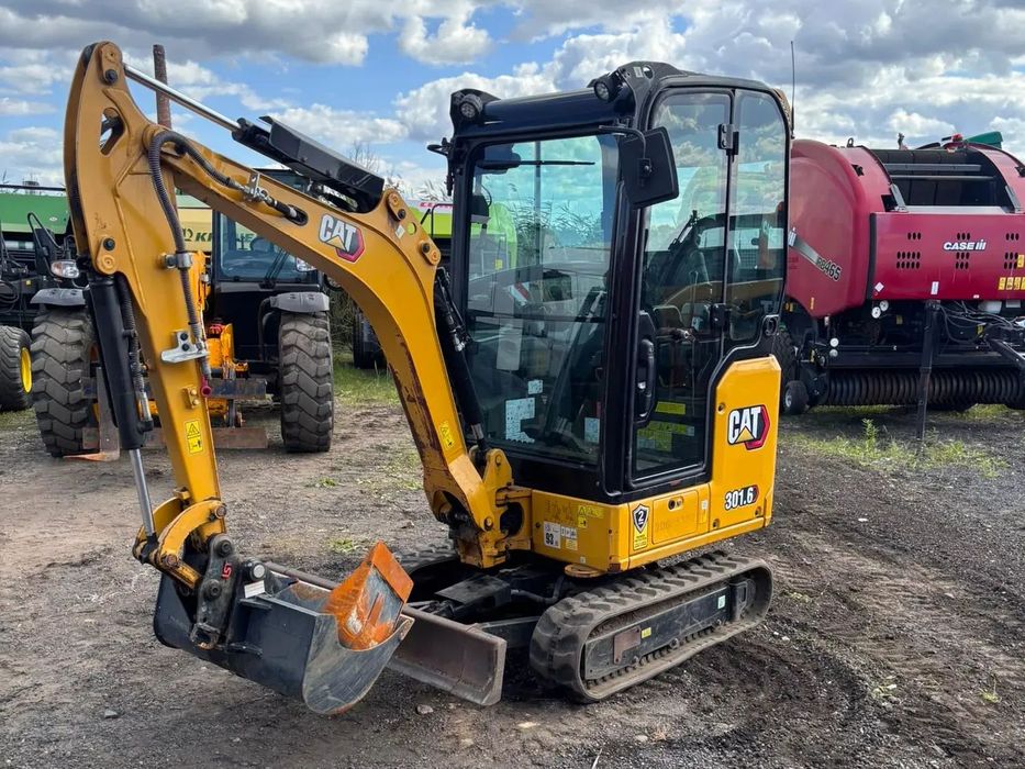Caterpillar 301.6 2021/ Rozsuwane Gasięnice /Tablet