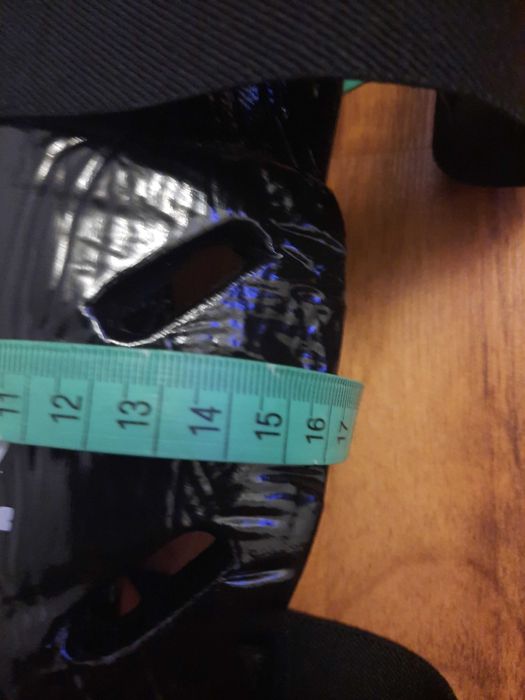 Ochraniacze na golenie piszczele karate taekwondo sztuki walki Blitz