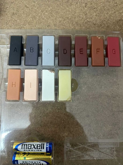 Zestaw naprawczy do laminatu i drewna 11 kolorów twardego wosku marker