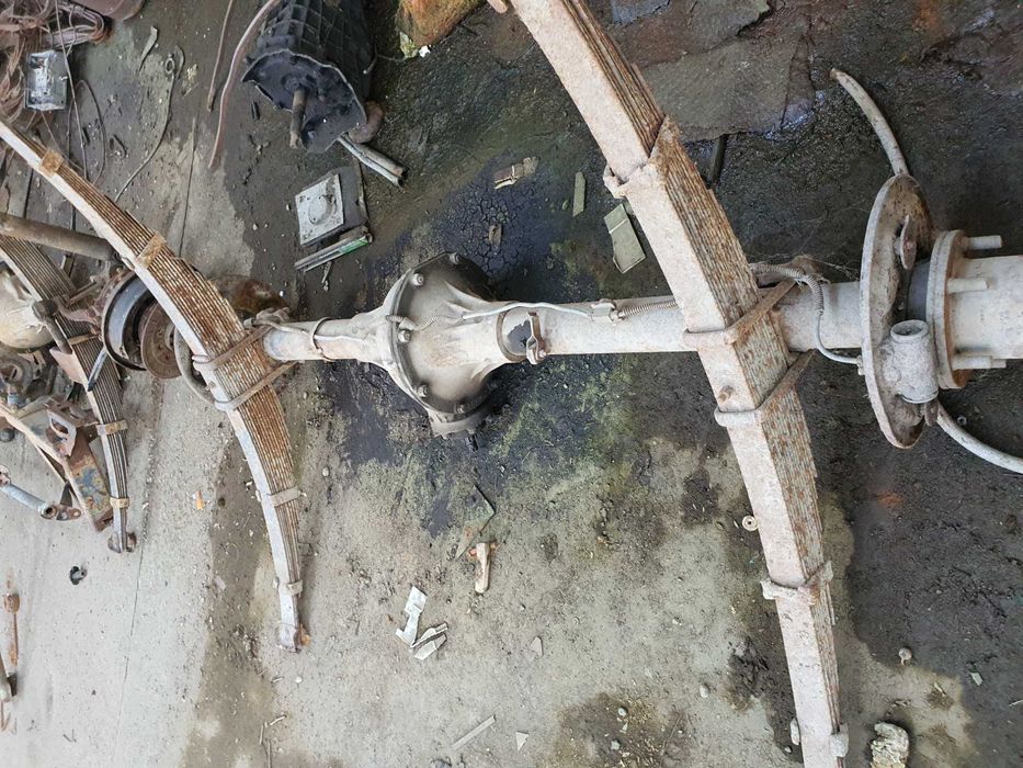 Уаз мости передній, задній