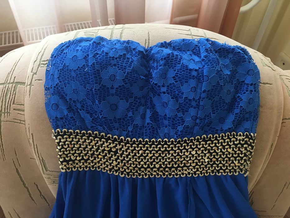 Ефектна сукня