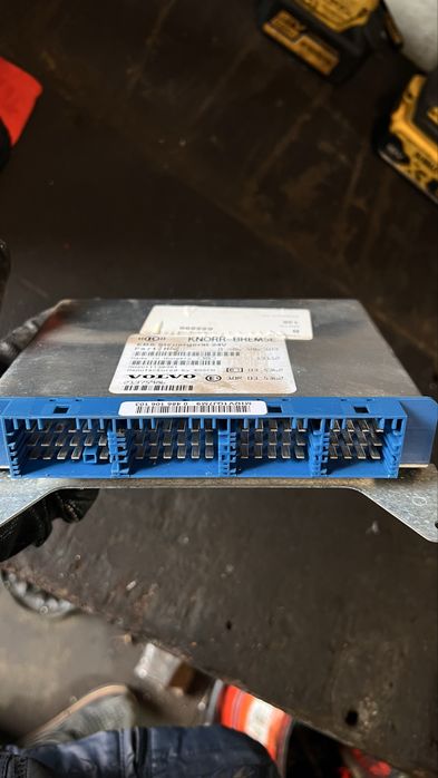 Блок EBS Volvo 21375986 / Knorr-Bremse 0486106103 Б/у Оригінал повністю справний