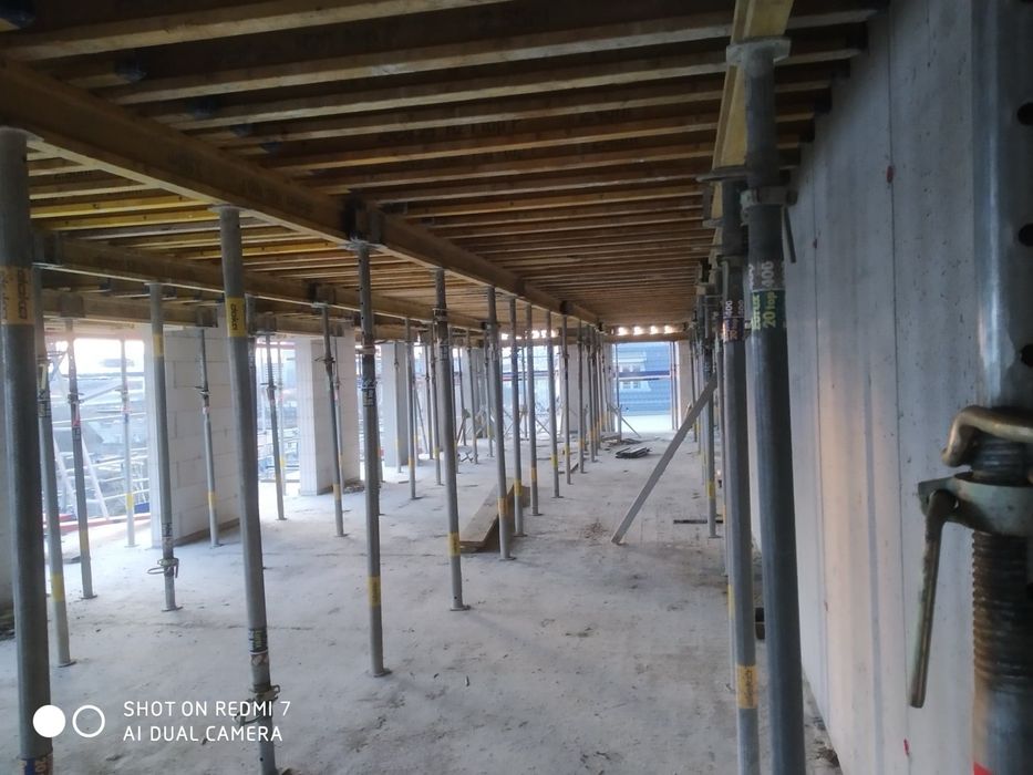 Szalunki stropowe i ścienne stemple sklejka wynajem szalunkow  strop