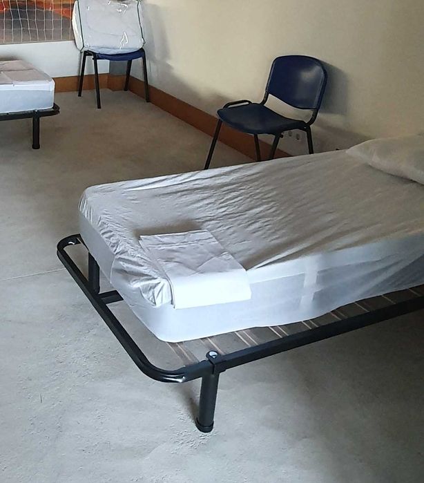 Estrutura cama com colchão