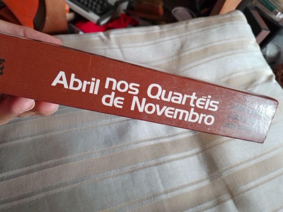 Abril nos Quarteis de Novembro-Avelino1e-12E-Berlinde antigo2E Desde2E