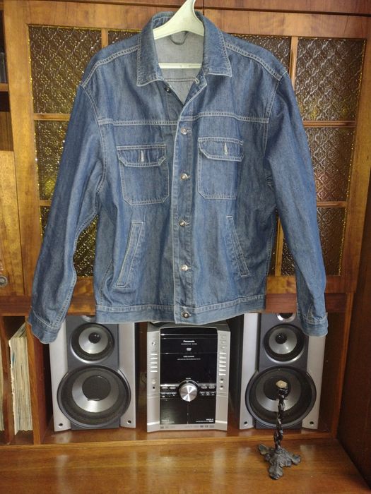 Джинсова курточка, розмір M