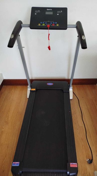 Passadeira De Corrida CLOVER FITNESS A8+