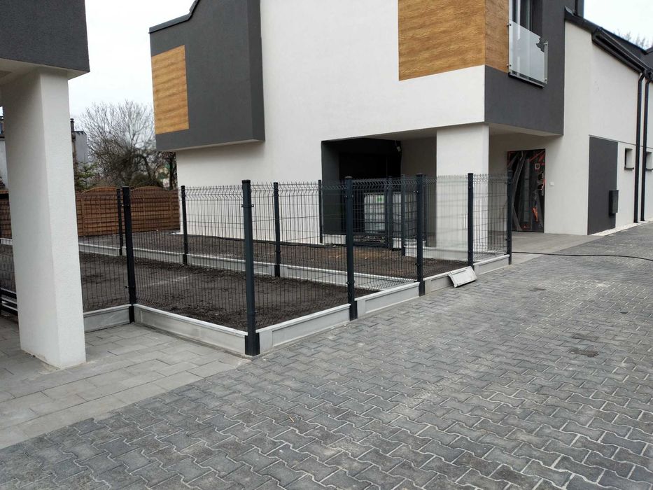 PANEL 133x250 cm Fi 4 + słupek + obejmy + akcesoria