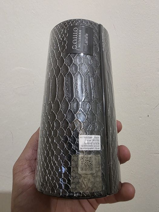 Perfume Musamam Black Intense 100ML (NOVO ,SELADO, ORIGINAL)