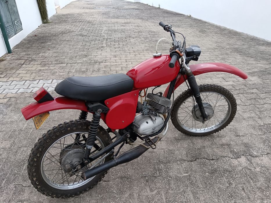 Casal 5 - restaurada e em muito bom estado