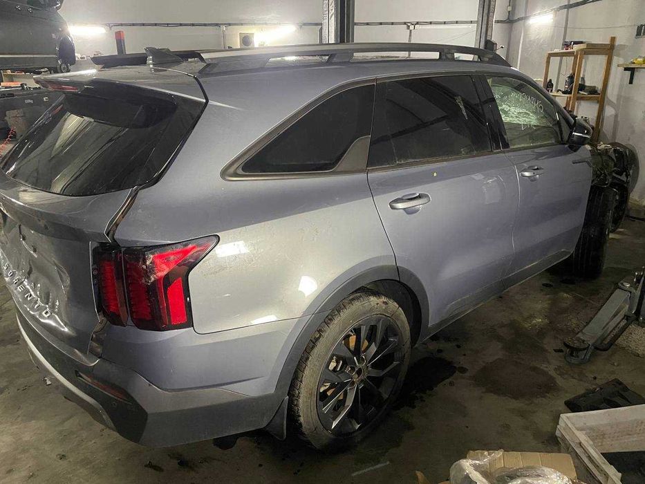 Разборка KIA SORENTO X-LINE 2022 Двери Ходовая Двигатель Бампер Крыло