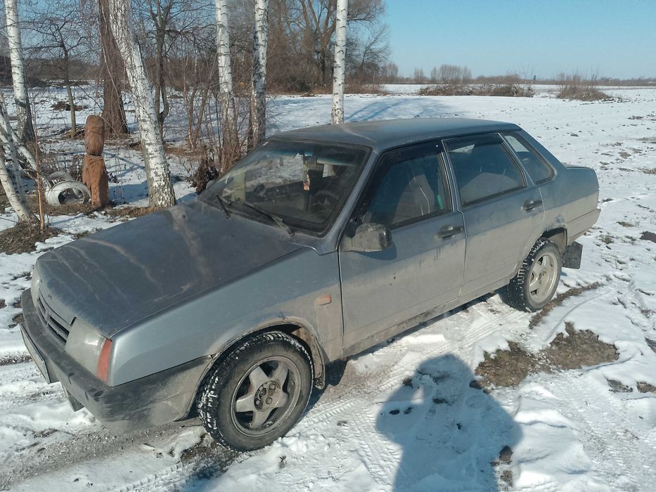 Продажам Машини ваз21099