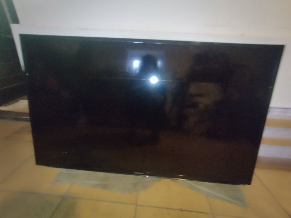 Sprzedam telewizor Samsung uszkodzony