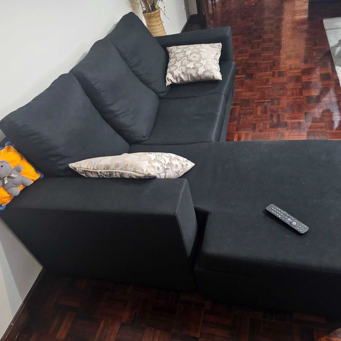 Sofa preto para venda