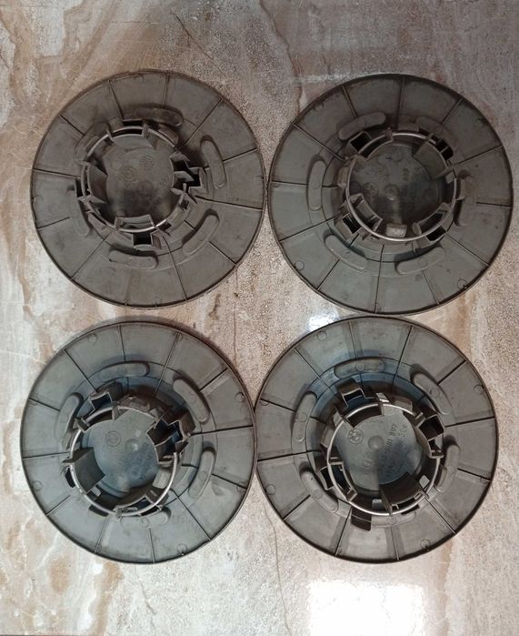 Dekielki  BMW E38 komplet