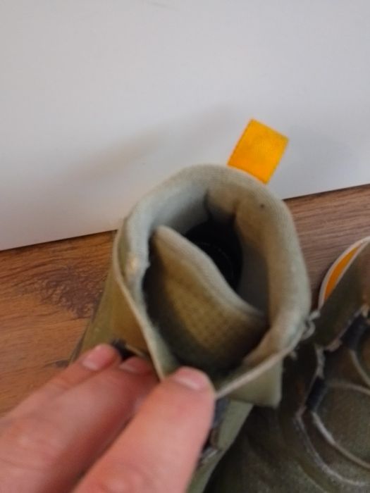 Buty Adidas Fortarun All Terrain, GZ2199, rozmiar 35
Logo adidas